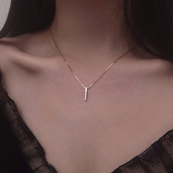 Five Gems Gold Necklace - Picture 3 of 10